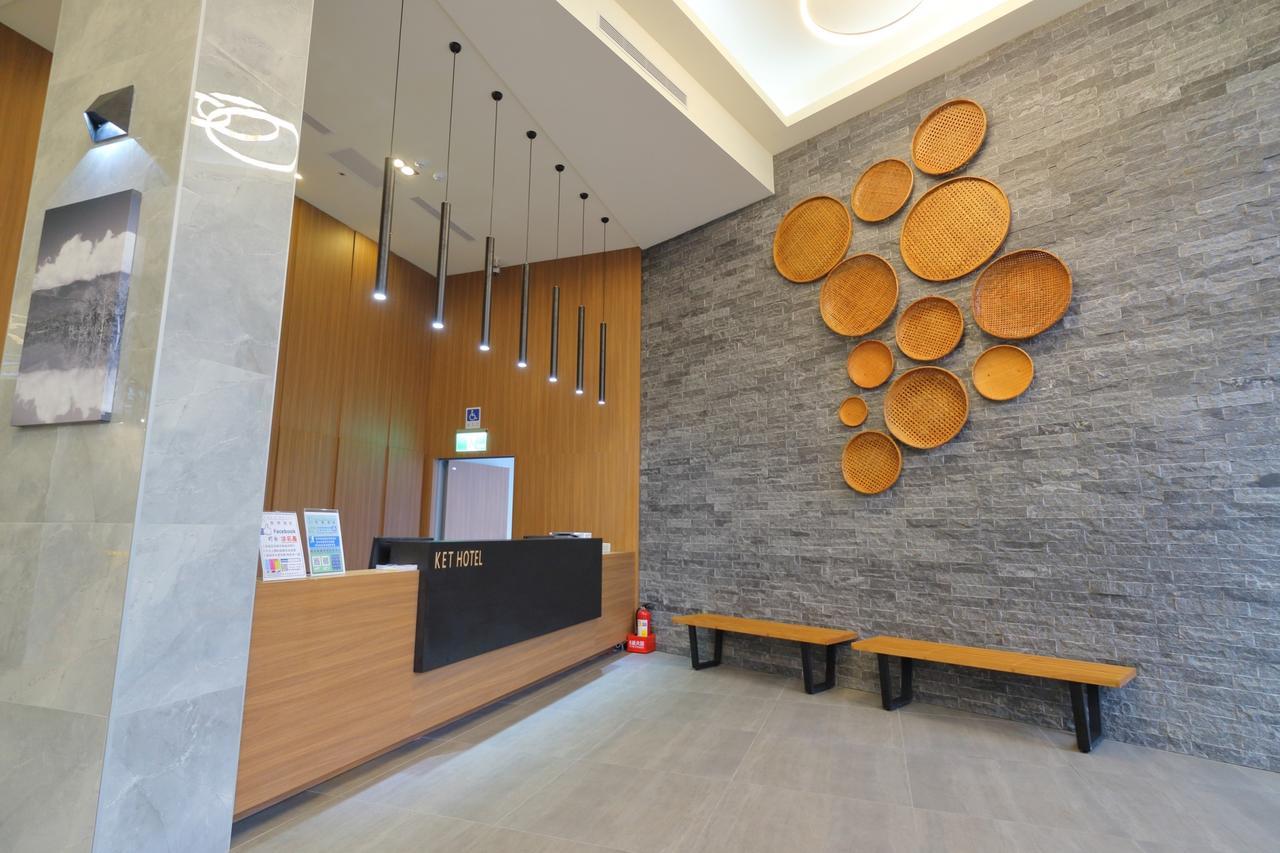 Ket Hotel Юли Екстериор снимка