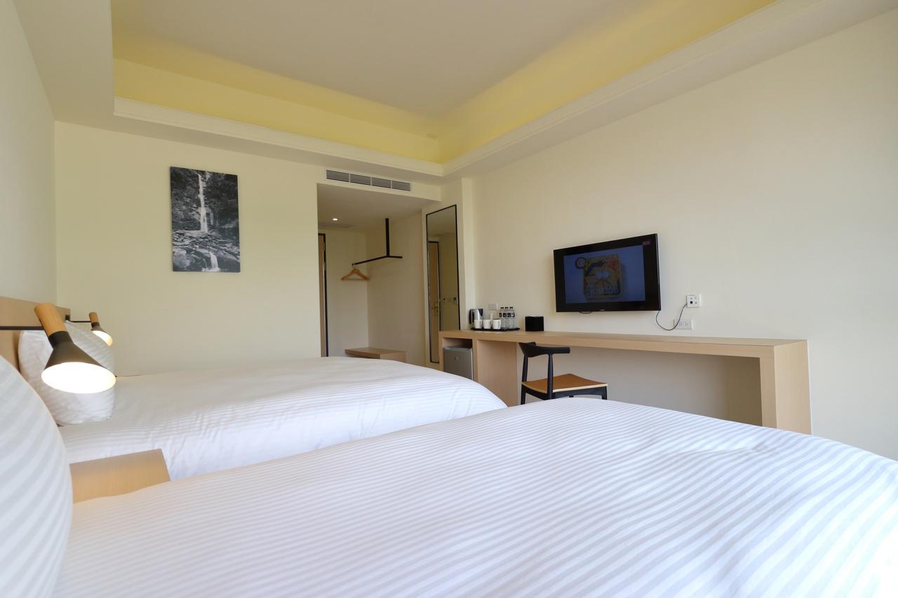 Ket Hotel Юли Екстериор снимка